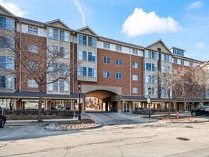 Building Photo - 100 Bokelman St