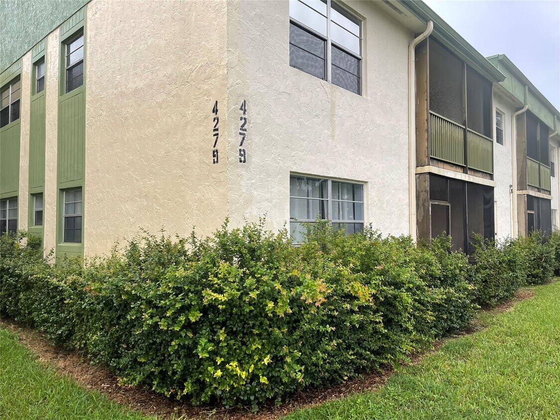 4279 NW 89th Ave Unit 106, Coral Springs, FL 33065 Condo for Rent in