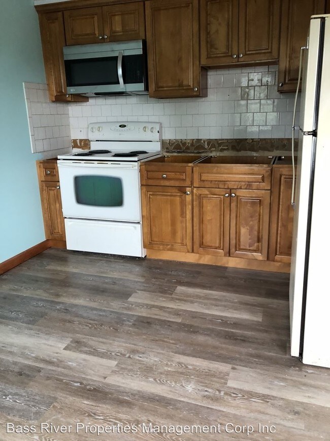 Building Photo - 2 br, 1 bath House - 428 Route 28