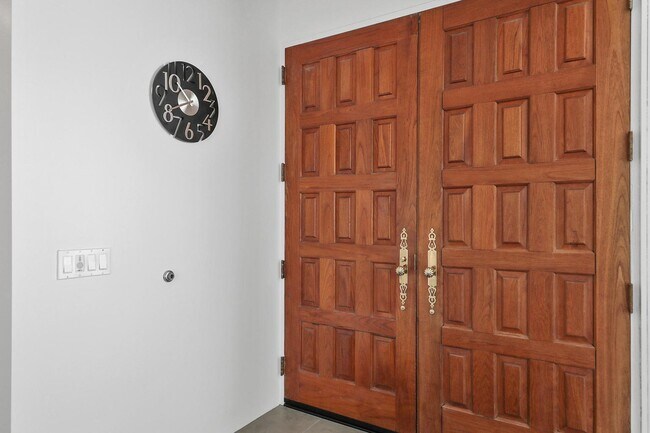 Foto del edificio - 71350 Halgar Rd