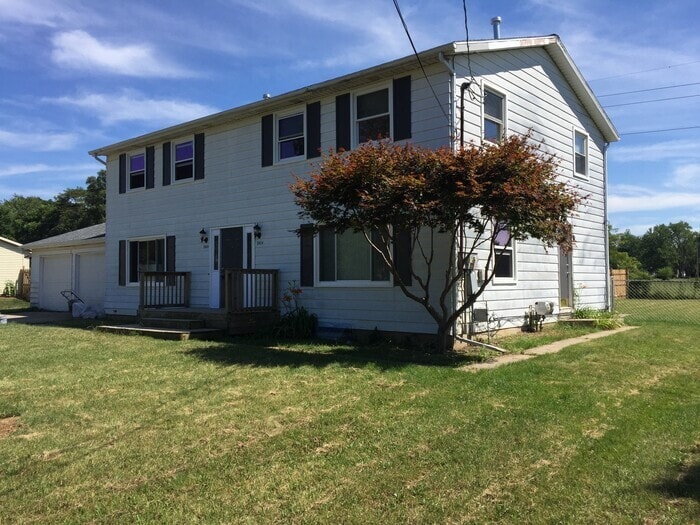 3Bed/1.5Bath Town House Duplex Townhouse for Rent in Kalamazoo, MI