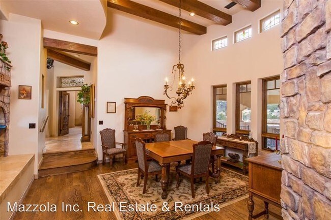 Building Photo - 4 br, 4.5 bath House - 33 Via Entrada