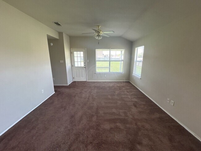 Foto del edificio - 1201 Fox Creek, Killeen