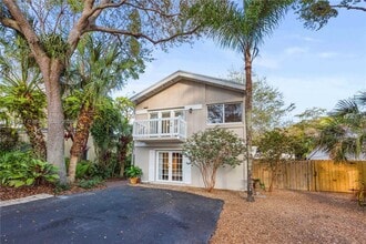 Building Photo - 9033 SW 78th Pl