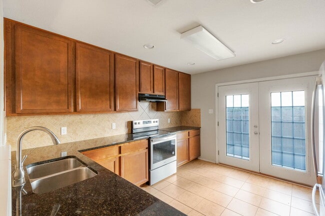 Foto del edificio - 11532 Ashbrook Dr