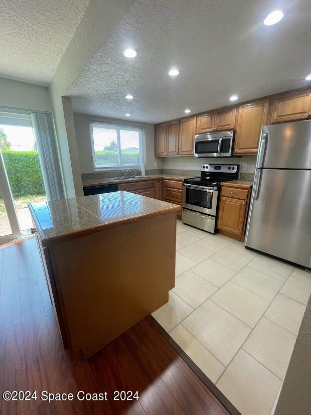 Building Photo - 503 Summerset Ct