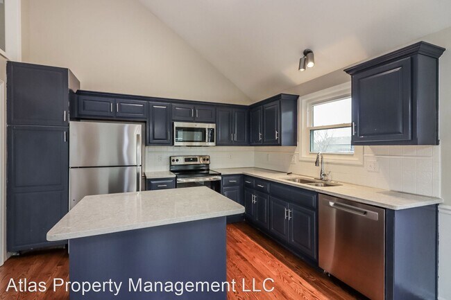 Building Photo - 5 br, 3 bath House - 810 Cindy Lane