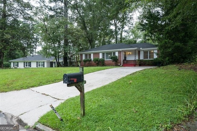 Building Photo - 2293 Vistamont Dr