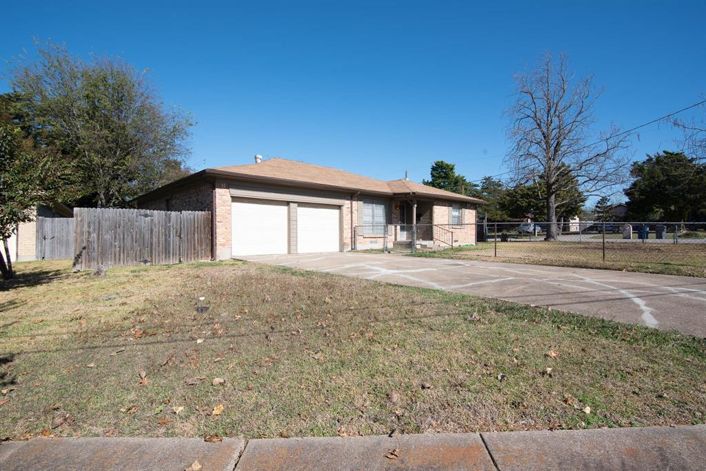 9325 Sandy Hook Cir, Dallas, TX 75227 House Rental in Dallas, TX