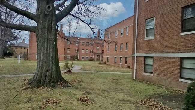 Building Photo - The Promenade Apartments
