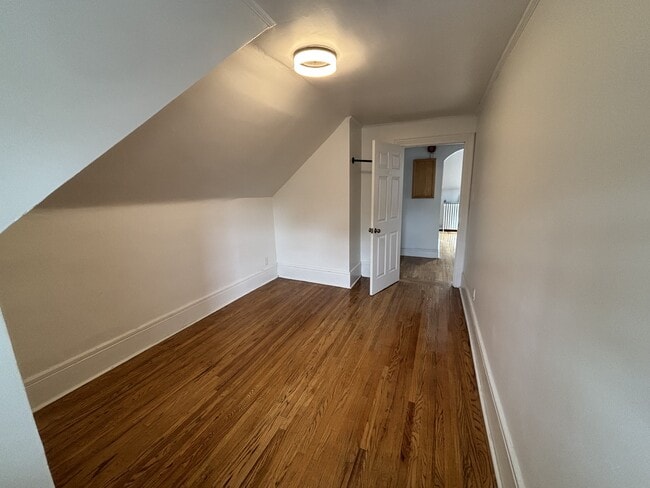 Photo du bâtiment - 157 Spadina Rd