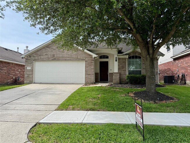 Foto del edificio - 12103 Canyon Falls Dr