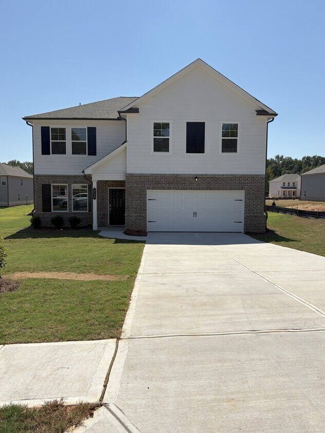 Primary Photo - 212 Paisley Way