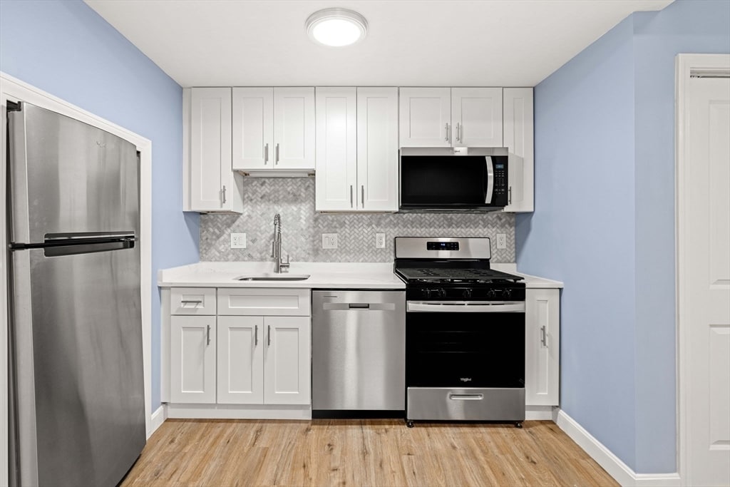 Primary Photo - 526 E 5th St