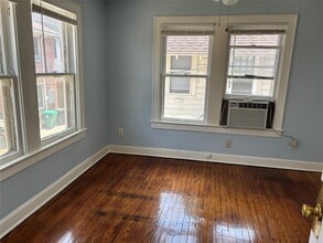 Building Photo - 4304 Pease St