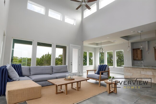 Foto del edificio - 1314 Clayton Nolen Dr