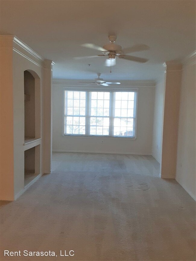 Building Photo - 4130 Central Sarasota Pkwy