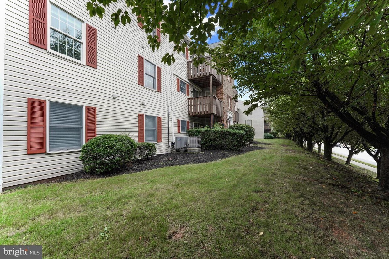 Primary Photo - 620 Manatawny St