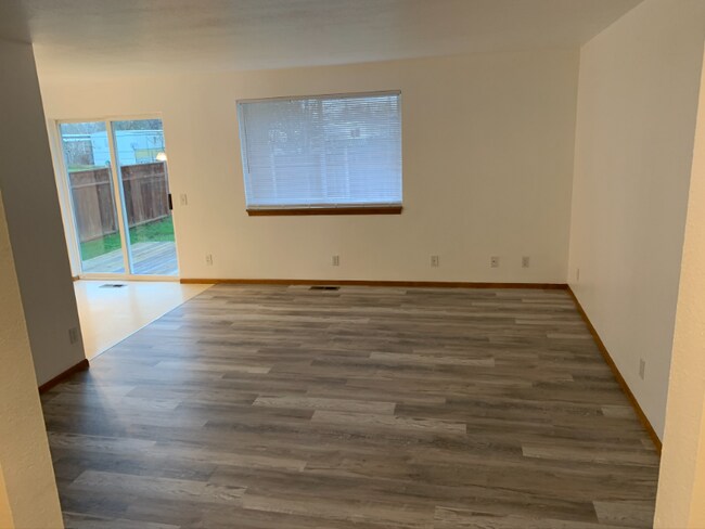 Foto del edificio - 286 Art-Lott Ln