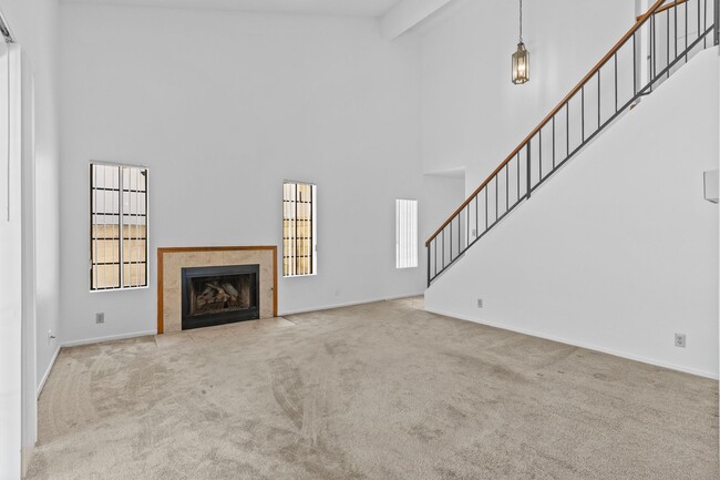 Foto del edificio - 18412-18422 Patterson Lane