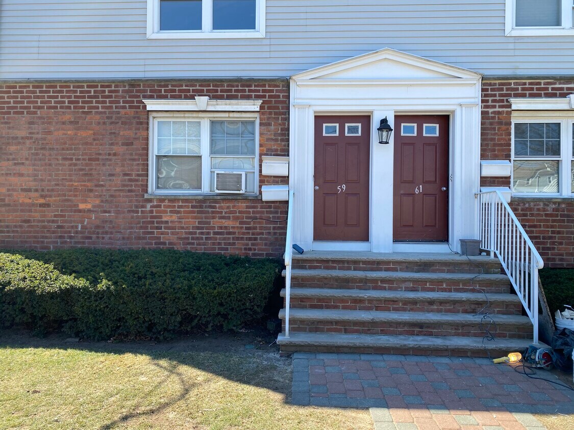 Primary Photo - 59 Hastings Ave