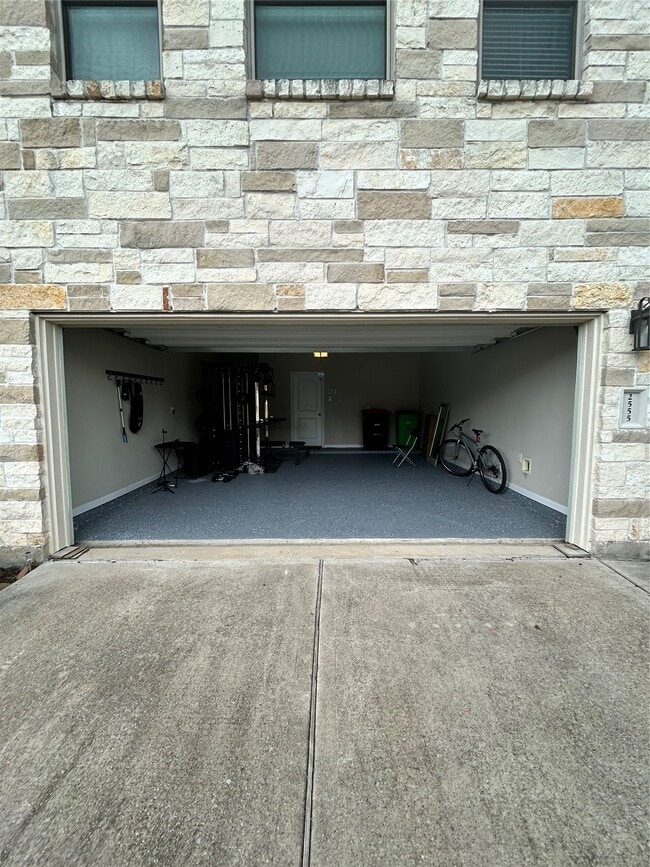 Foto del edificio - 2555 Terrace Point Dr