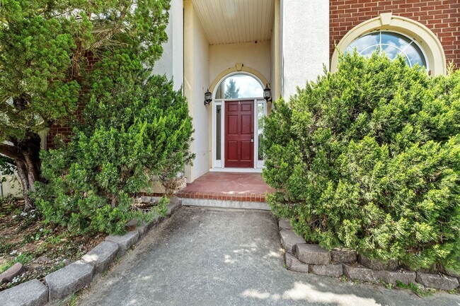 Building Photo - 790 Prairie Ln