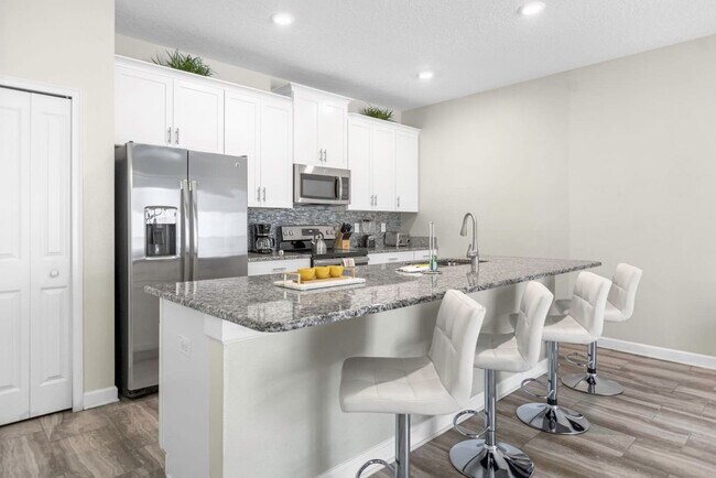 Building Photo - 9079 Dogleg Dr