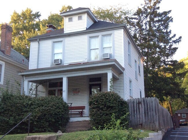 Foto del edificio - 3 bedroom 1 bath single family home with y...