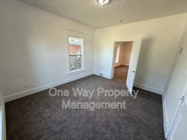 Building Photo - 1440 10th St