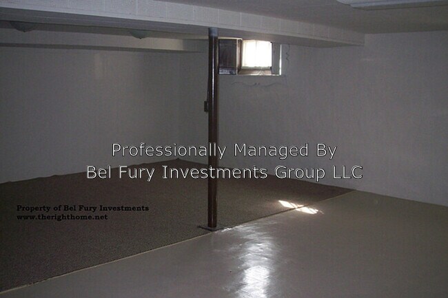 Building Photo - 2886 Martin Ave