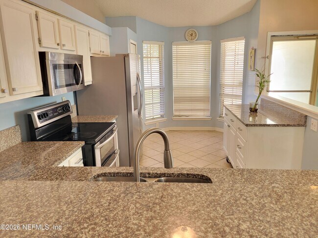 Foto del edificio - 1579 Graduation Ln