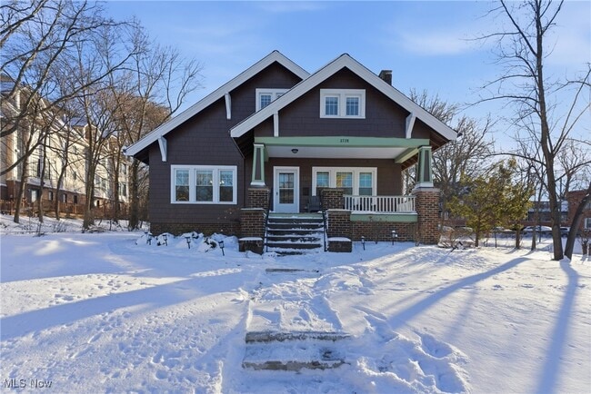 Building Photo - 2728 Euclid Heights Blvd