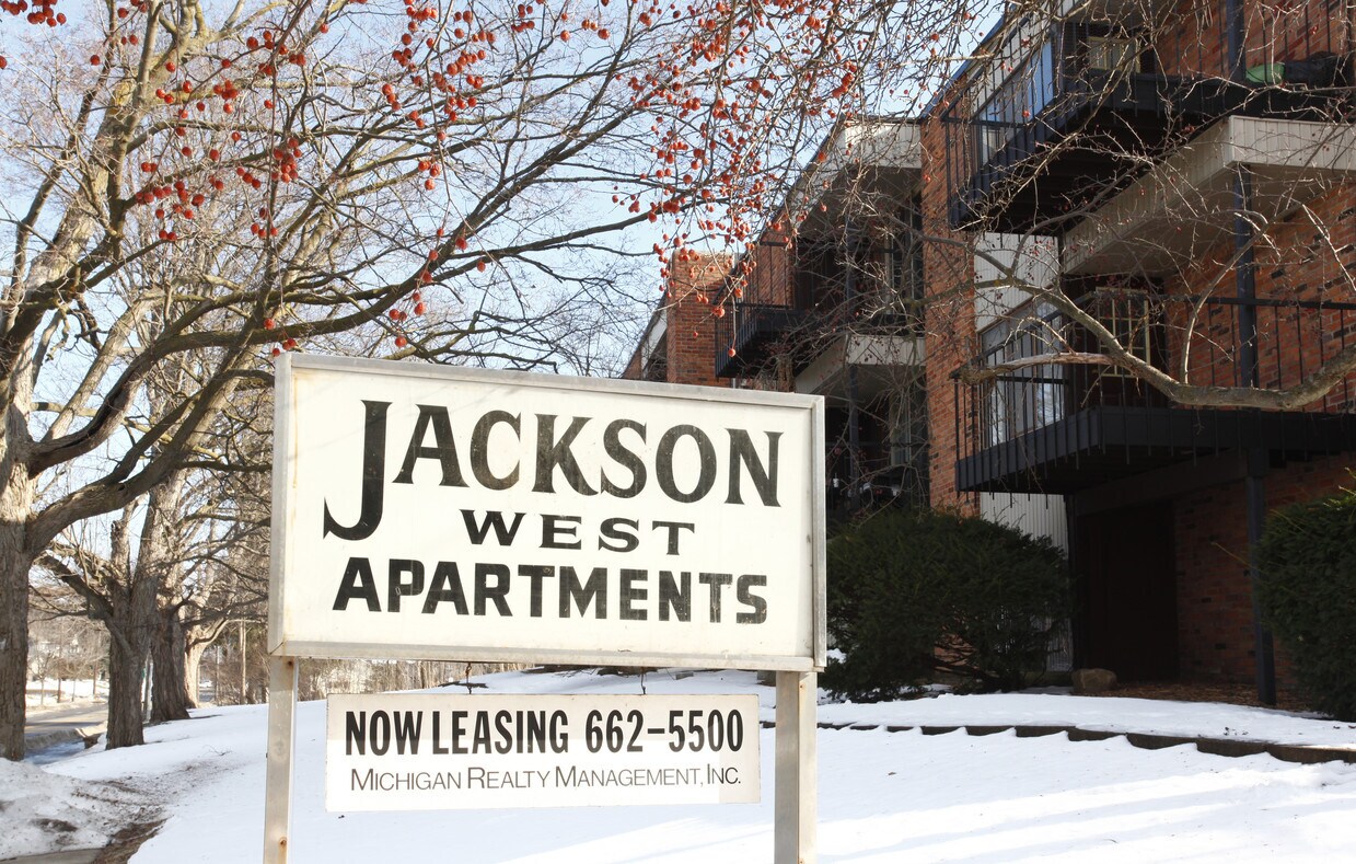 Jackson West Apartments in Ann Arbor, MI