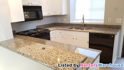 Foto principal - 9697 W Chatfield Ave