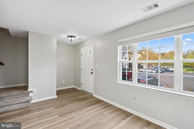 Building Photo - 4935 Wallflower Wy