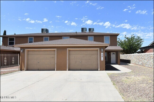 Building Photo - 1591 Hartsdale Dr