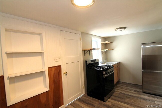 Foto del edificio - 71 Miller Rd