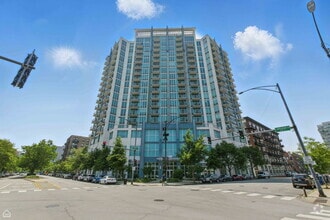 Building Photo - 1600 S Indiana Ave