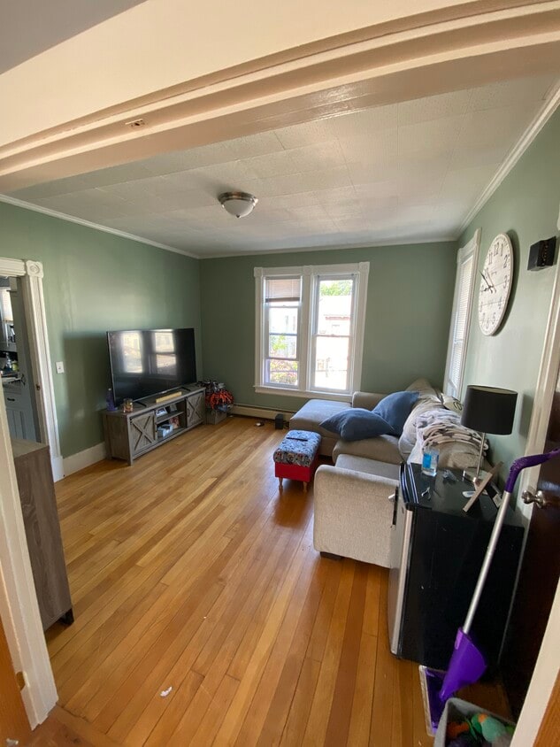 10 Burtt St Unit 10, Lowell, MA 01851 Apartments in Lowell, MA