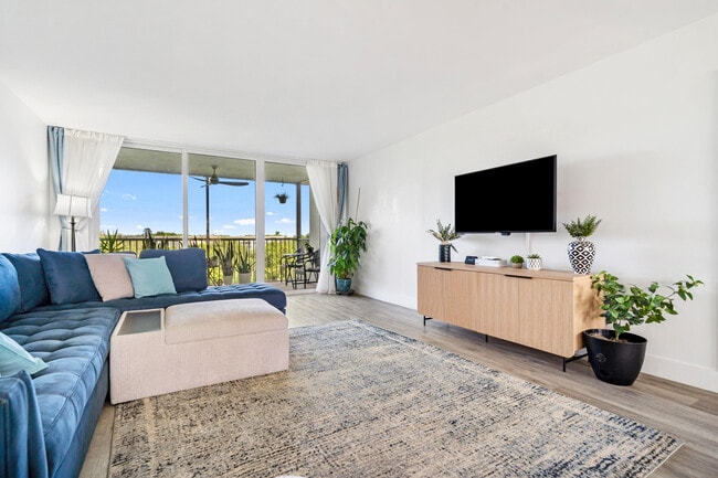 Foto del edificio - 3900 Oaks Clubhouse Dr