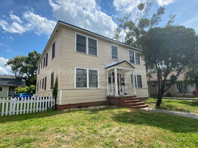 Foto del edificio - 2614 College St