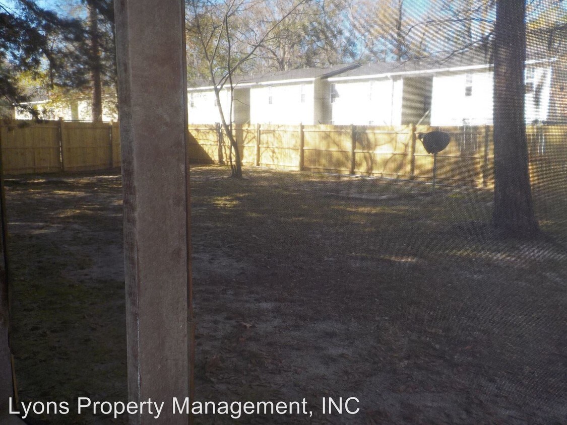 Building Photo - 1794 Claudia Cir