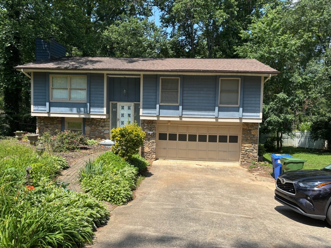 Foto principal - 77 Overlook Rd