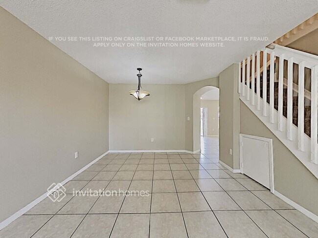 Foto del edificio - 16312 SW 102nd St