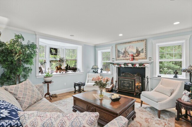 Building Photo - 80 Brookside Dr
