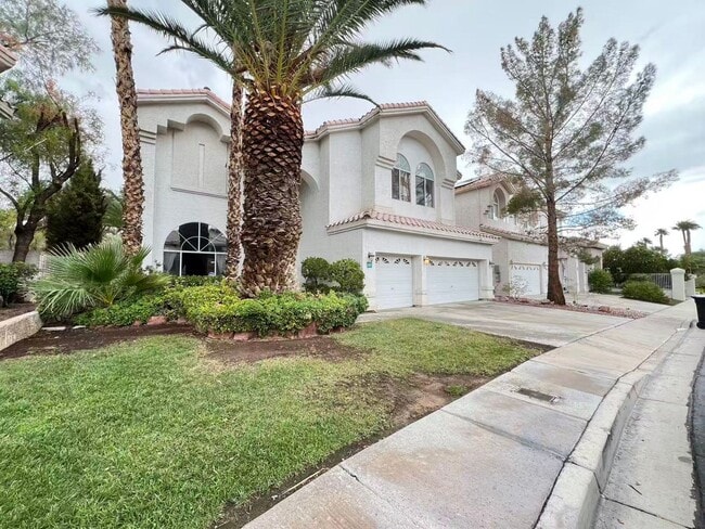 Building Photo - 2105 Eaglepath Cir