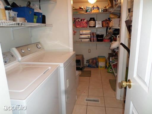 Building Photo - 4240 Greenridge Dr