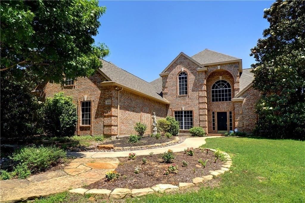Primary Photo - 8332 Thorncrest Ct