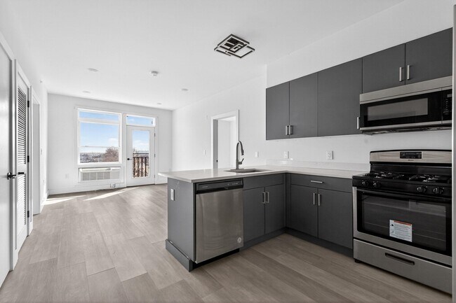 Foto del edificio - 43-45-45 W 32nd St